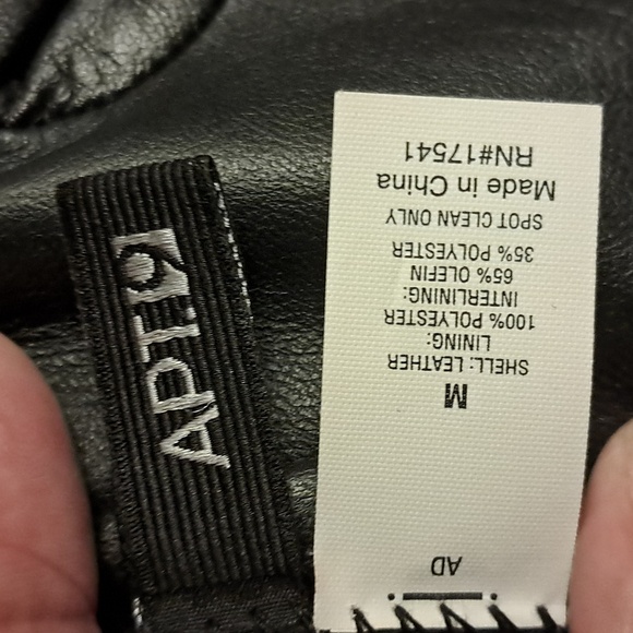 Womwn Black Leather Gloves Size M Outdoor Classic Fitted Warm Preowned - Picture 4 of 8